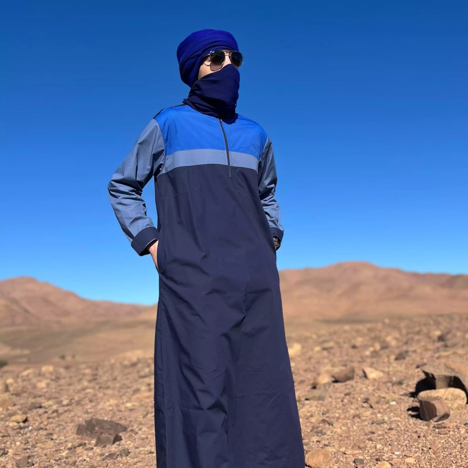 Qamis Homme Bleu Touareg Berbère Du Désert